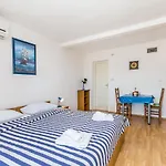 Apartments Antun