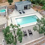 Villa Pinia
