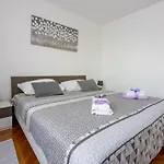 Apartments Rogic
