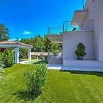 Holiday Home Nicole By Interhome