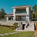 Luxury Villa Luana