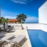 Adriatic Dream - Luxury Apartment & Private Pool Only For You