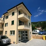 Apartments Happy Stay Center Baska