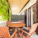 Apartments Vladan With Terrace