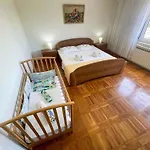 Holiday Home In Jadranovo 42254