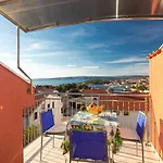 Apartment Sole With Great View!