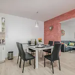 Stunning Apartment In Vrbnik With Kitchen