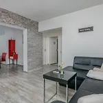 Cozy Apartment In Vrbnik