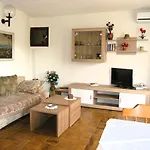 Apartments Vincelj