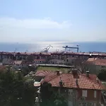 Sunny Apartment In Rijeka