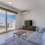 Blue Pearl Apartment