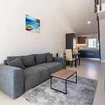 Sunrise Apartment