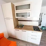 Charming Apartment In Jadranovo With Sea View 35 M²