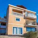 Apartman View