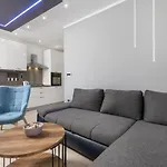 Rijeka Old Town Apartment