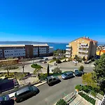 Apartments In Crikvenica 41207