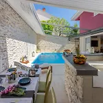 Villa M
