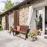 Rustic Art House Kras Krk
