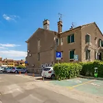 Rijeka Old Town Apartment