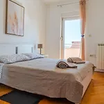 Apartman Dada