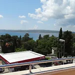 Apartman Crikvenica 30099 - Dane