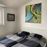 Sea View Apartment, 4 Min. By Foot To Main Beach