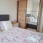 Apartman Sa Pogledom Na More U Linardicima