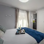 Apartment & Rooms Forever 2