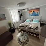 Studio Apartment Corina