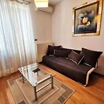 Leun Apartmani Kostrena