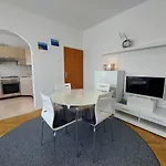 Apartment Marohnic