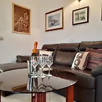 Apartments M Bozo Ideal For Relaxing Holidays