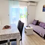 Apartman Karolina