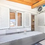 Apartman Lea