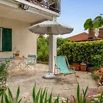 Rona Apartment Secret Garden