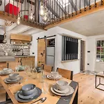 Amazing Home In Mucici With Kitchen