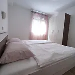 Apartments Jaska