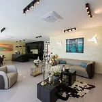 Villa Hb With Heated Pool And Hot Tub