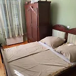 Mika Apartman