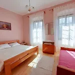 Rooms Nada