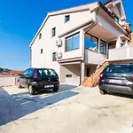 Apartment Albina