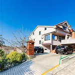 Apartment Albina
