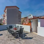 Apartment Robert