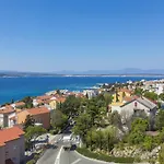 Apartment Vedry