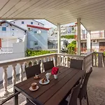 Apartments Mirela