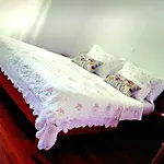 Casa Del Padre - Mirabelle