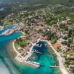 Apartments With A Parking Space Nerezine, Losinj - 15768