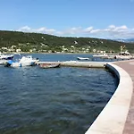 Apartments With A Parking Space Supetarska Draga - Donja, Rab - 5060