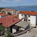 Double Room Vrbnik 5299C