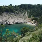 Apartments And Rooms With Parking Space Vrbnik, Krk - 5301